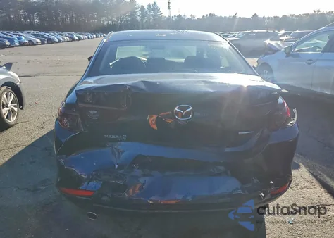 2021 Mazda 3 Preferred z USA, uszkodzony, nr VIN 3MZBPBCL9MM251394